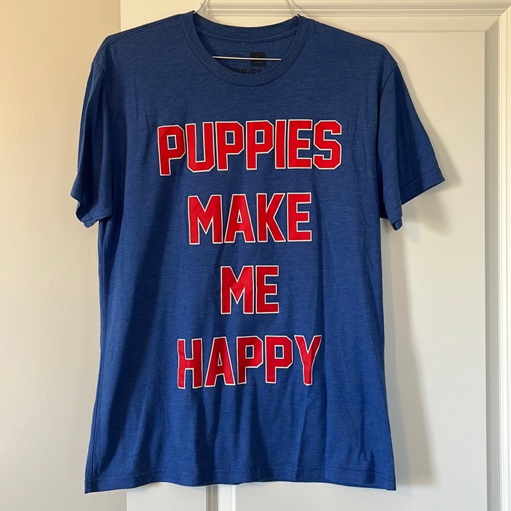 Puppies make me happy tee